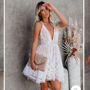 VICI DRESS / BRAND NEW